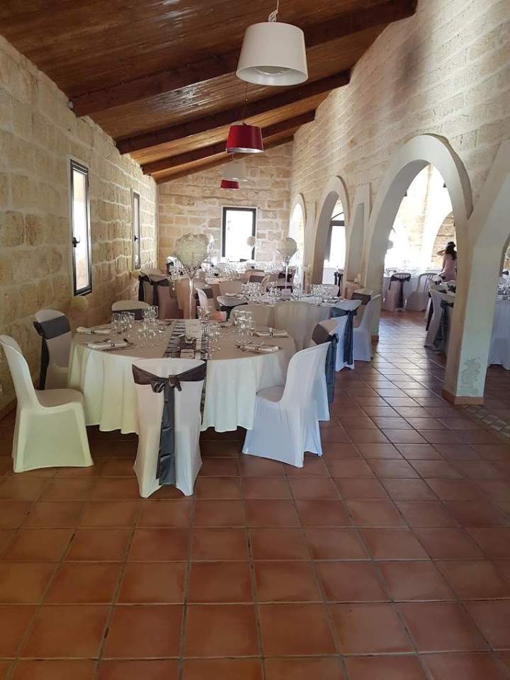 Tables de réception décorées et dressées Marsillargues